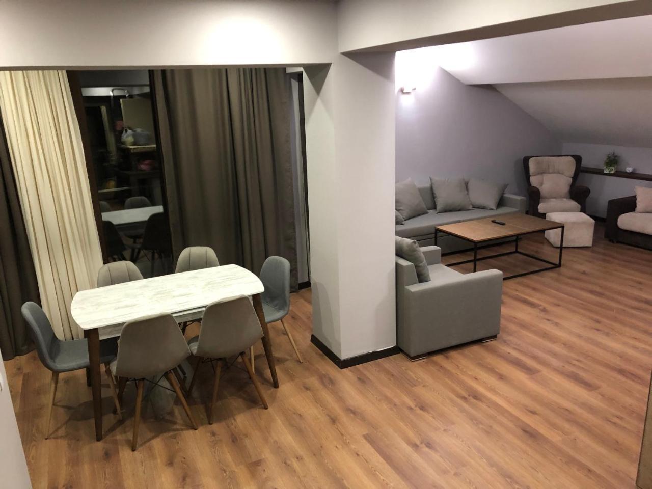 Duplex In New Near Gondola Appartement Goudaouri